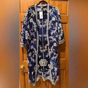NWT! RAJ Navy Blue & white Embroidered Floral kimono